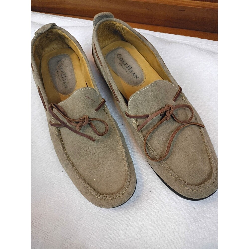 Cole Haan Women’s Sz 7AA Suede With Leather Sole Tan Beige Moccasins Loafers